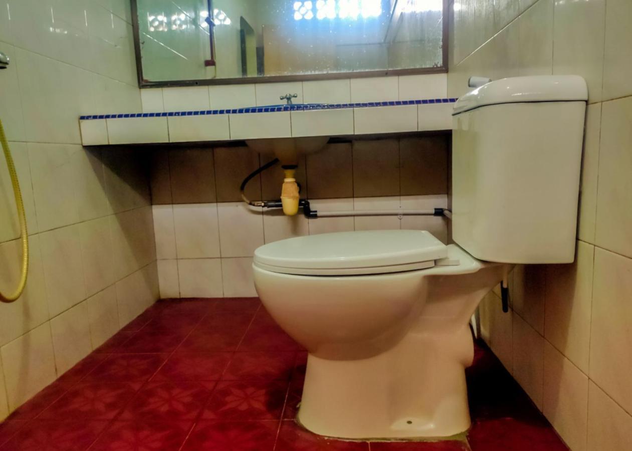 Oyo 3372 Hotel Pelita Terang Nagoya Eksteriør bilde